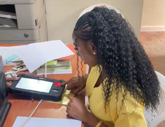 Kenyan Gen Z influencer shares “Voter found” voter verification screenshot