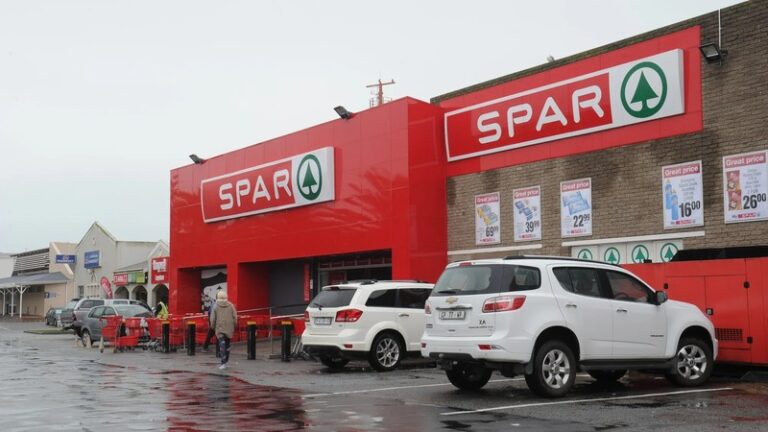 SPAR's Legal Nightmare: 20+ Court Cases, A Botched Software Rollout, and the Franchisees Fighting Back